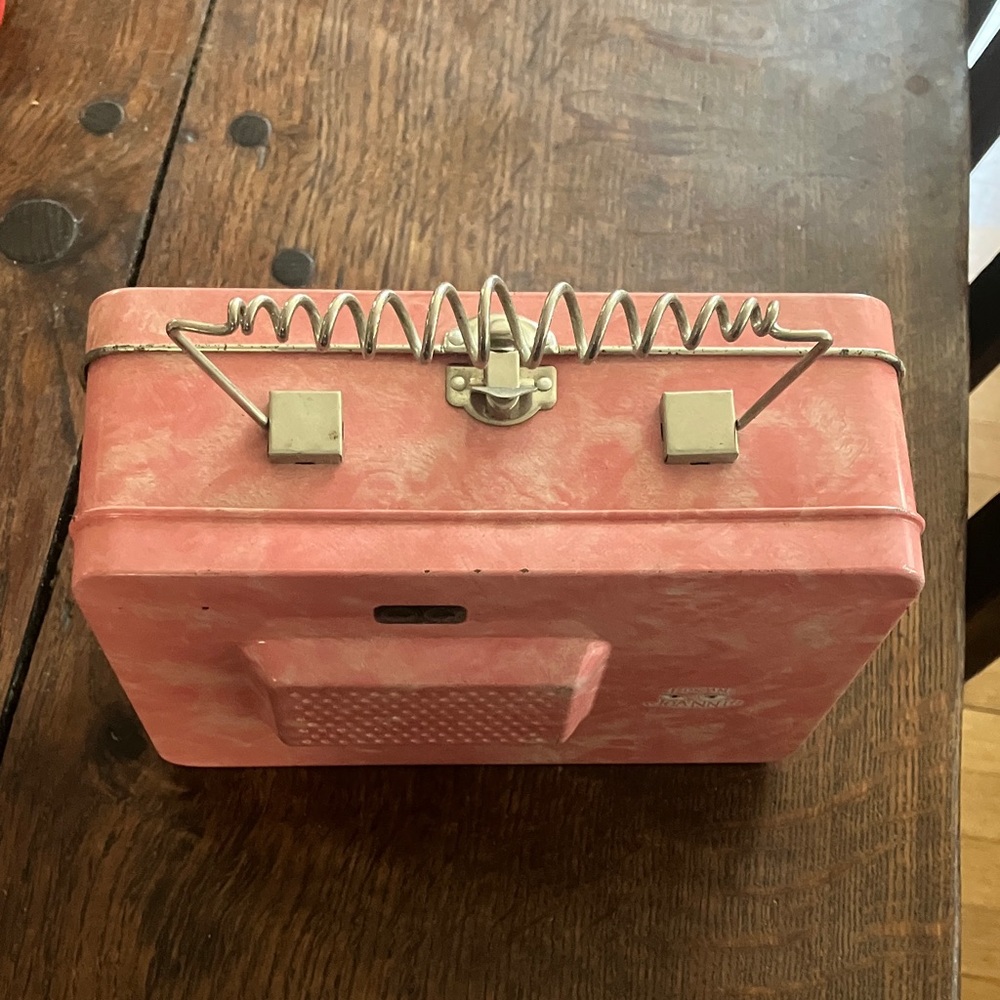 I Dream of Jeannie Vintage TV Tin Lunchbox Collectible - Pink - Picture 3 of 4